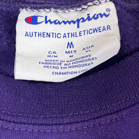 New York University NYU Champion Authentic Crewneck Purple Sweatshirt - Picture 4 of 5